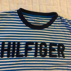 Tommy playera talla xl junior